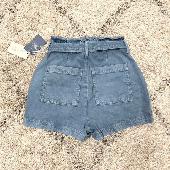 Universal Thread Shorts Womens Size 4/27 Blue Canvas High Waist Mom Utility NEW - Picture 3 of 5